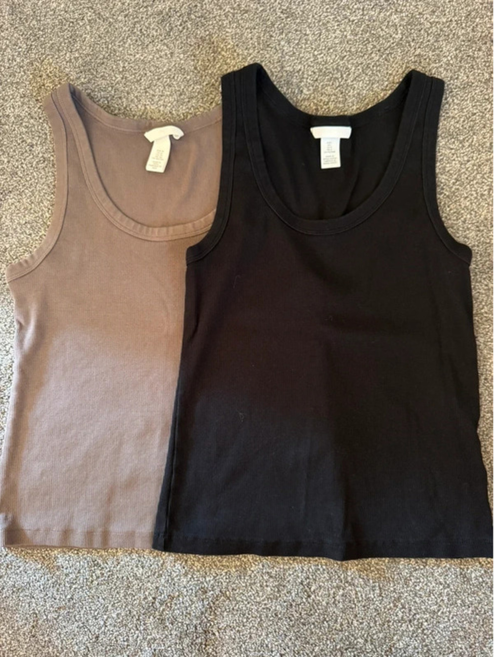 Lot of two Women’s H&M tank tops brown and black L/XL